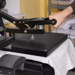 ATELIER PRESSE A CHAUD PRESSE A CHAUD